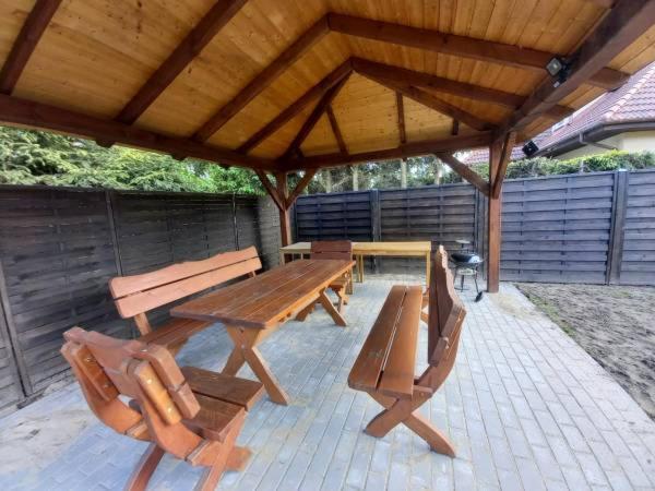 Lesne Zacisze Hotell Mikoszewo Exteriör bild