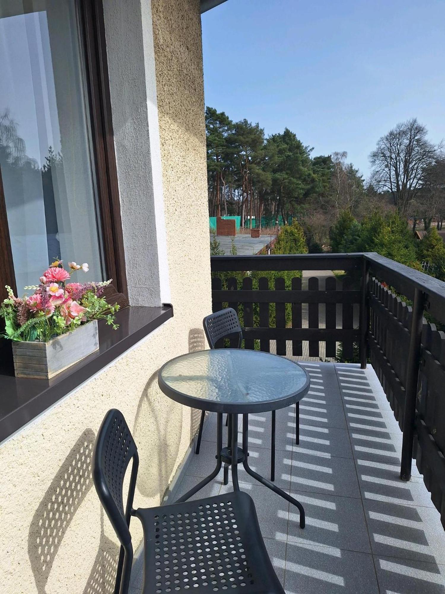 Lesne Zacisze Hotell Mikoszewo Exteriör bild